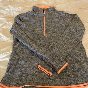 Women’s Under Armour Run Pullover